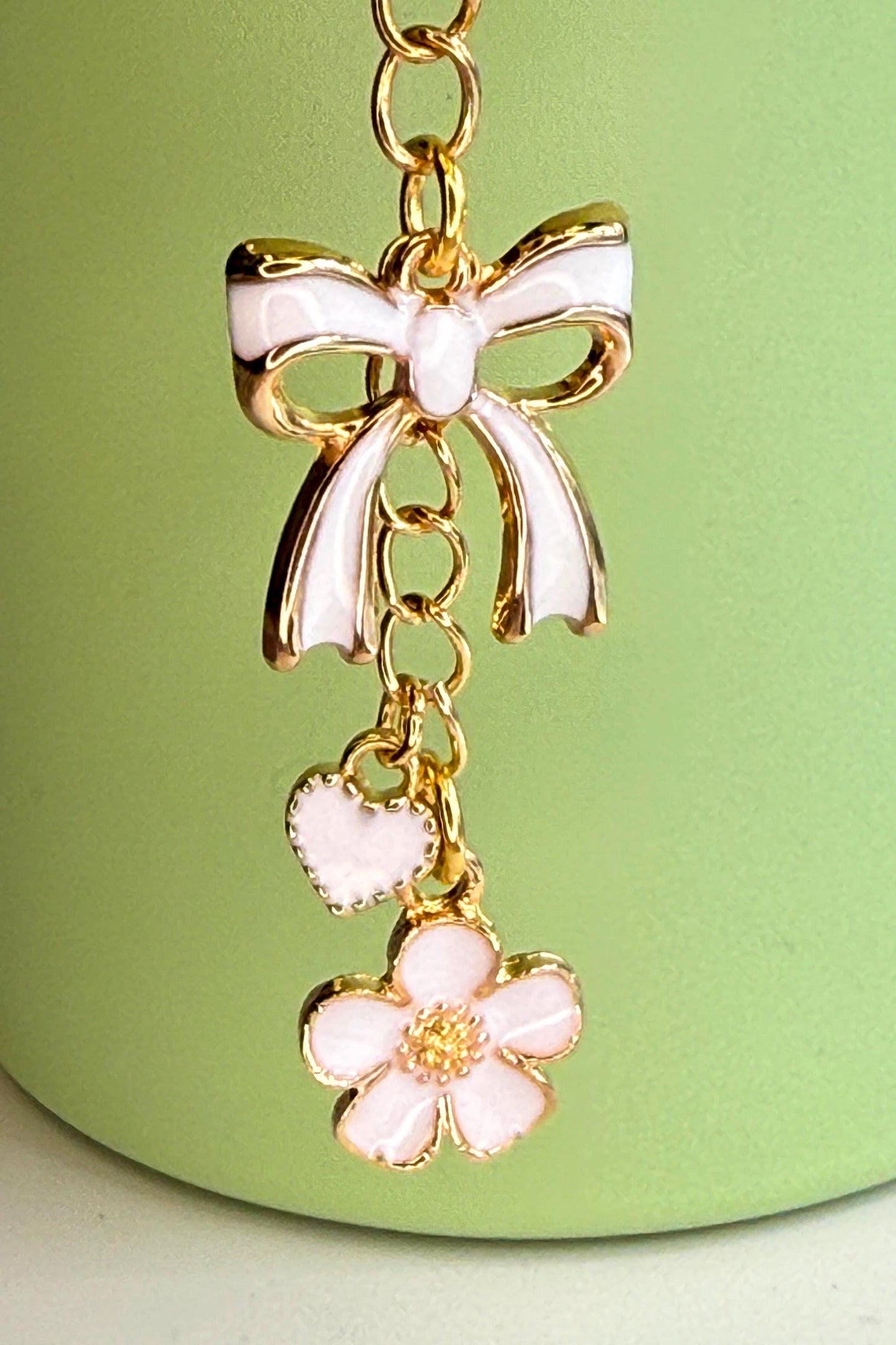 White Daisy Flower Enamel Charms for Stanley Tumbler, Quencher, Gift for girls, Olivia Rodrigo
