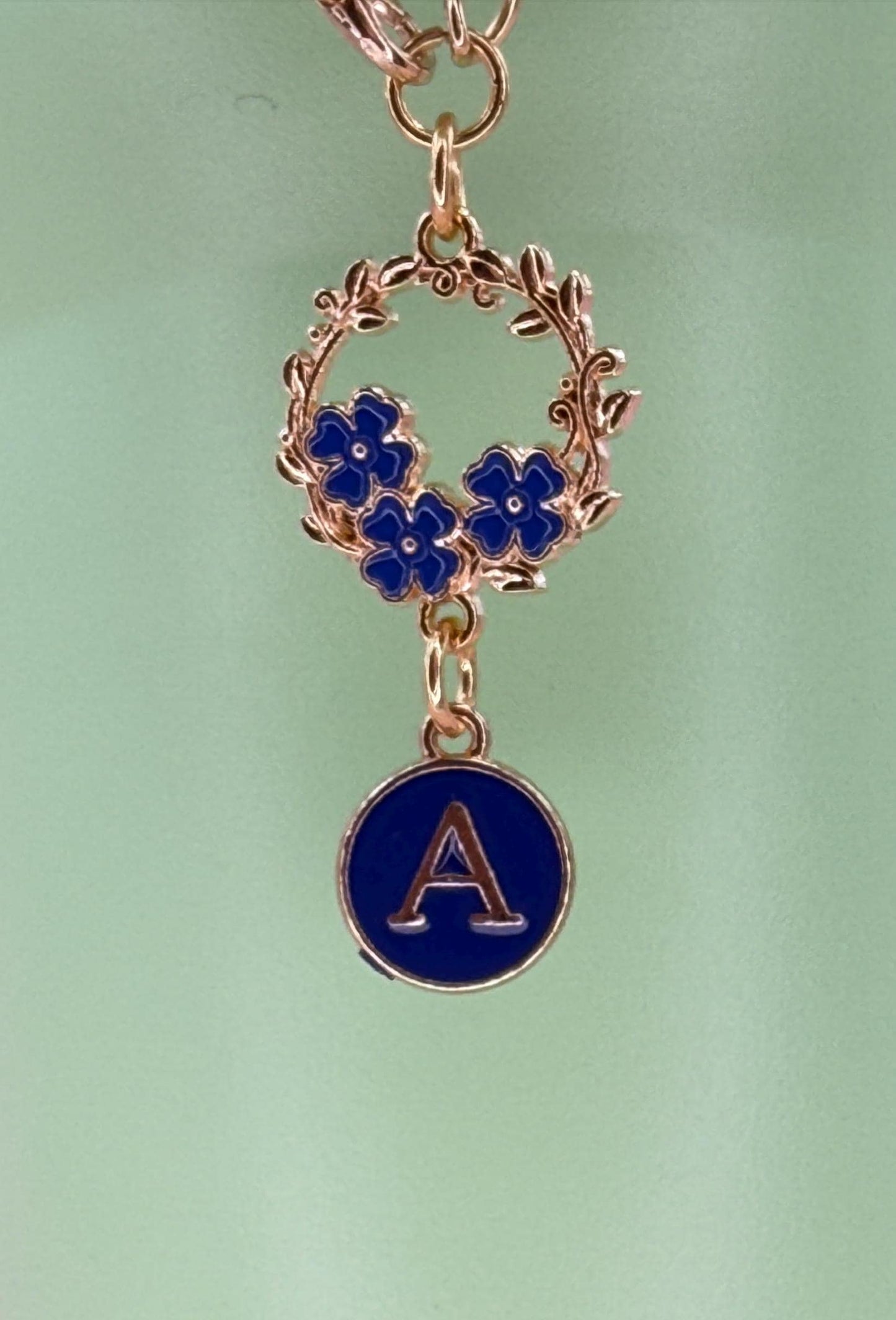 Enamel Flower Wreath Tumbler Charm β Elegant Stanley Cup Accessories, Gold Chain Bow & Heart, Gift for Her Olivia Rodrigo