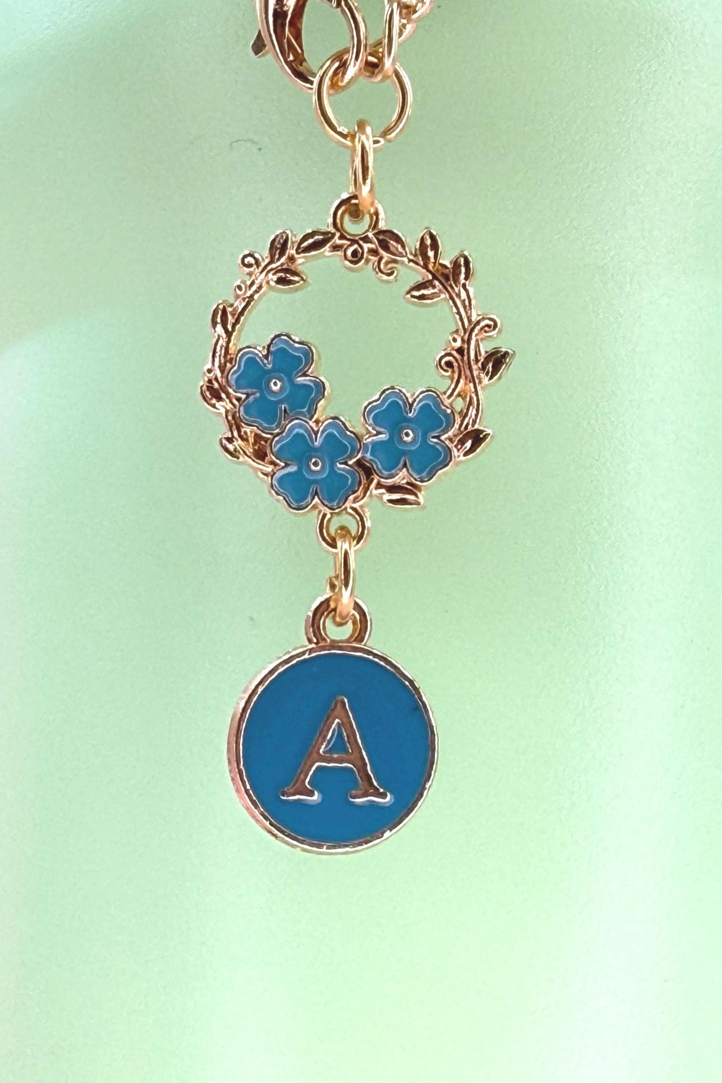 Enamel Flower Wreath Tumbler Charm β Elegant Stanley Cup Accessories, Gold Chain Bow & Heart, Gift for Her Olivia Rodrigo