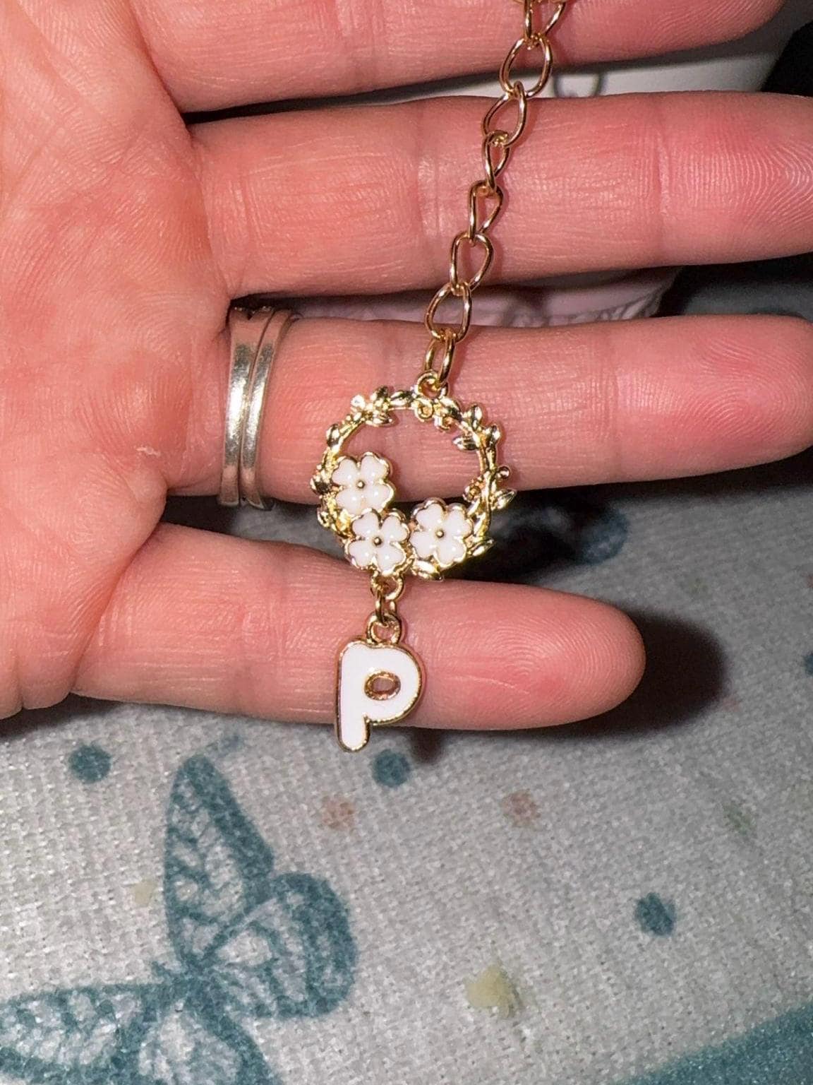 Enamel Flower Wreath Tumbler Charm β Elegant Stanley Cup Accessories, Gold Chain Bow & Heart, Gift for Her Olivia Rodrigo