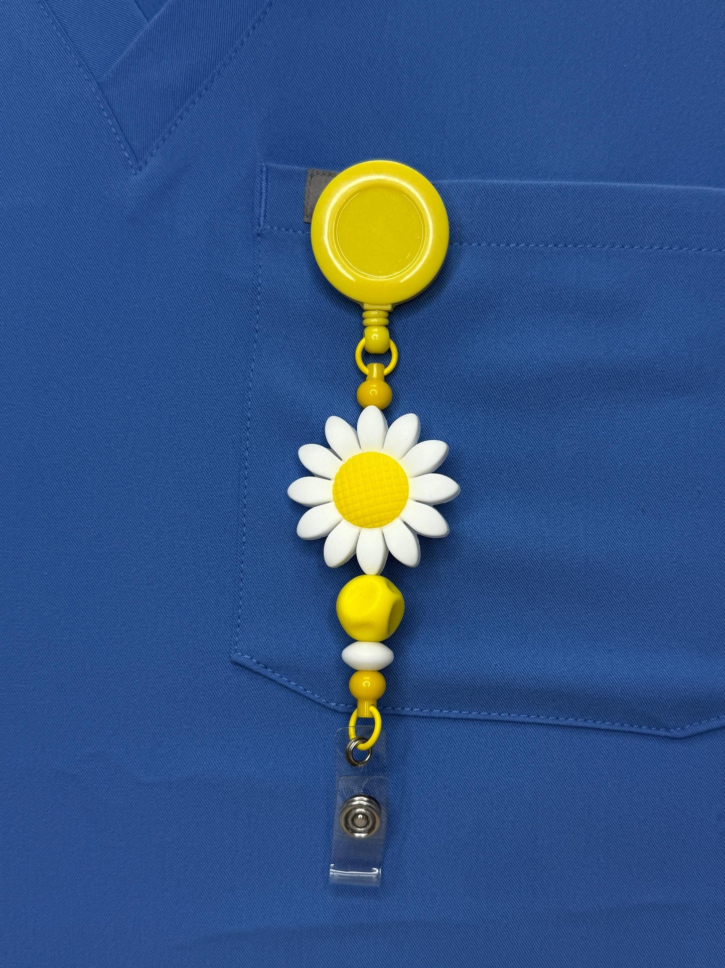 Medical Id Badge Holder Daisy Beaded Badge Reel Lightweight ID Holder for Nurses Rpn Rn Psw Hca Dentistry Health Care Gift for her