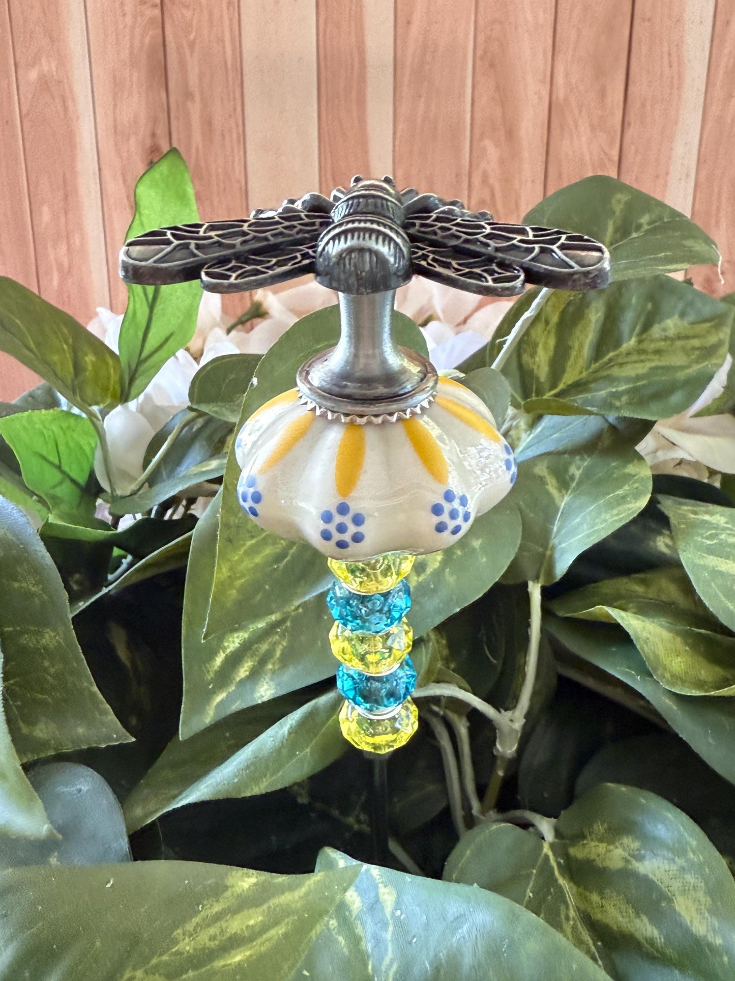 Bug Garden Suncatcher Stakes – 10” Beaded Plant Decor with Ceramic and metal bug topper