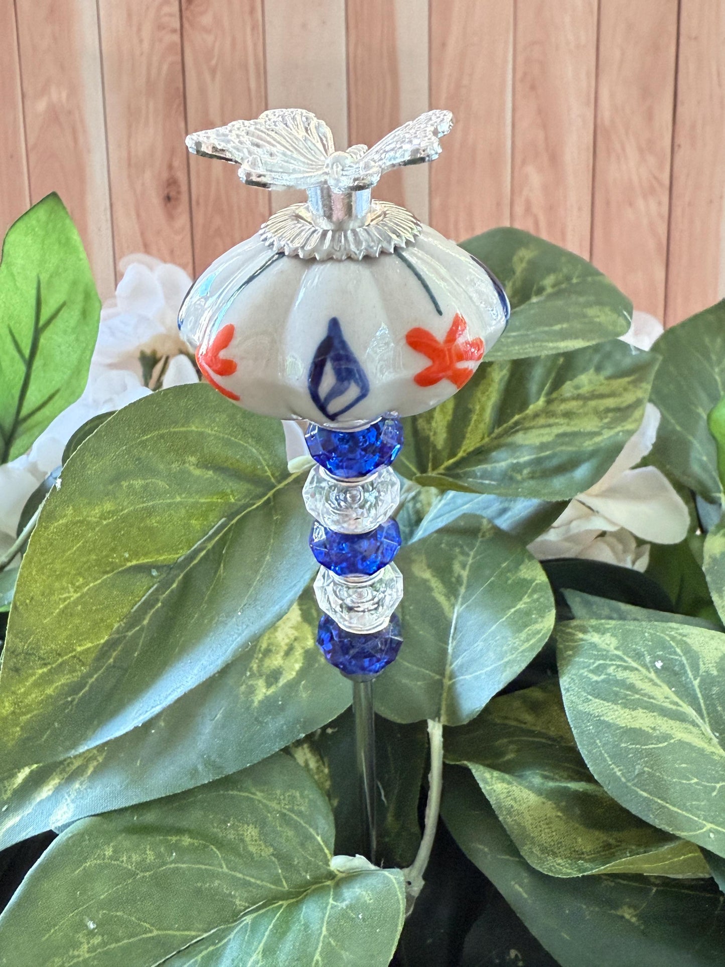 Butterfly Garden Suncatcher Stakes – 10” Beaded Plant Decor with Ceramic and metal bug topper