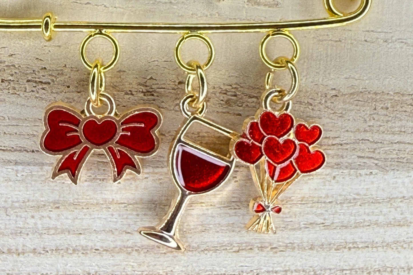 Hearts are Aflutter Kilt Pins – Valentine’s Day Collection