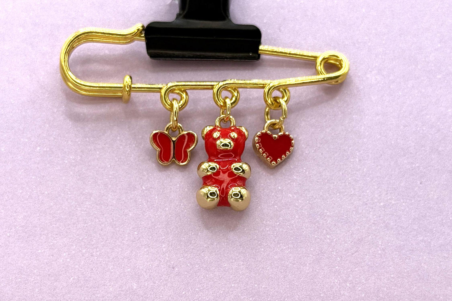 Hearts are Aflutter Pin Brooch – Valentine’s Day Collection | Gift for Her | Hat Pin | Bag Pin
