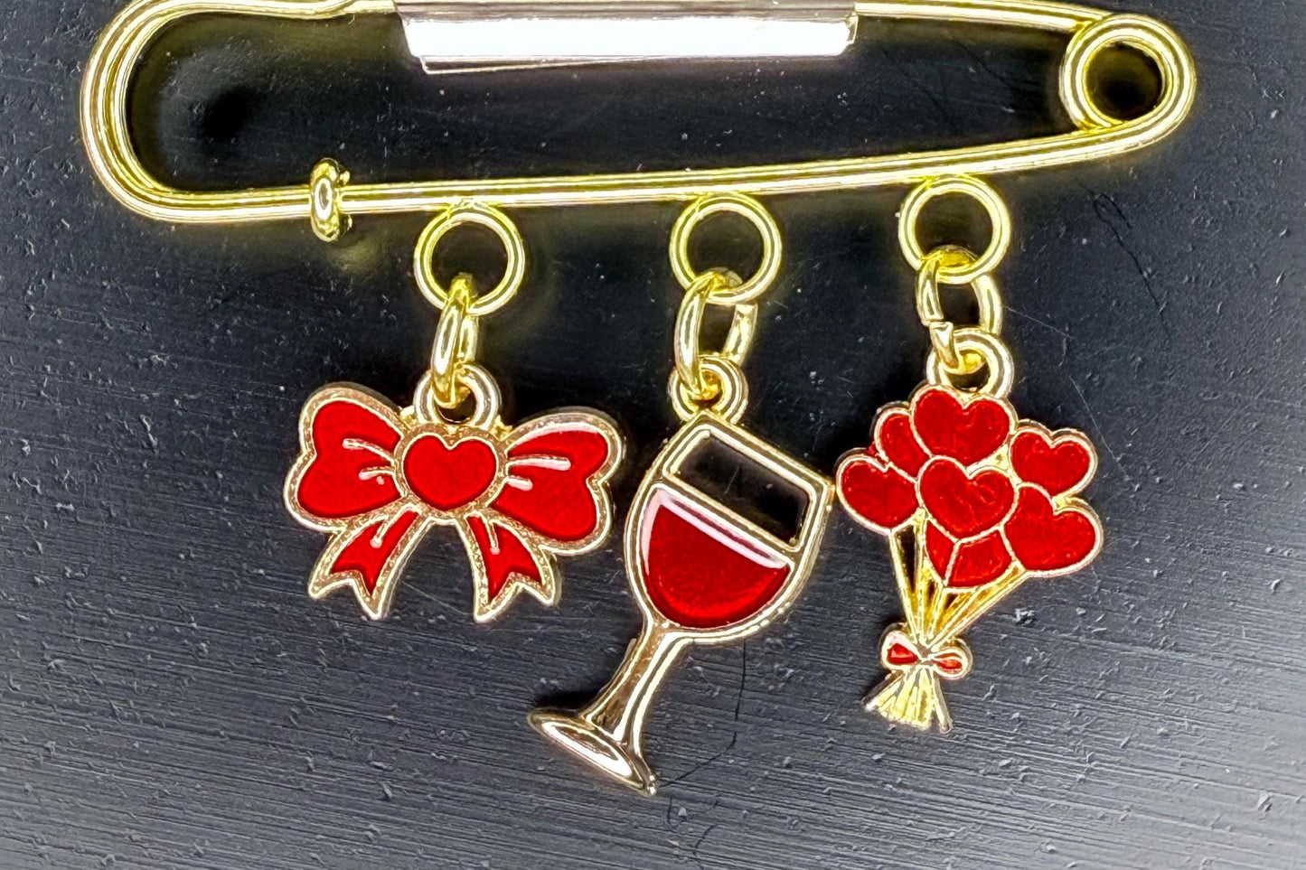 Hearts are Aflutter Kilt Pins – Valentine’s Day Collection