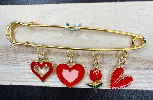 Hearts are Aflutter Kilt Pins – Valentine’s Day Collection