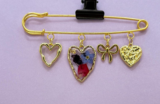 Hearts are Aflutter Pin Brooch – Valentine’s Day Collection | Gift for Her | Hat Pin | Bag Pin