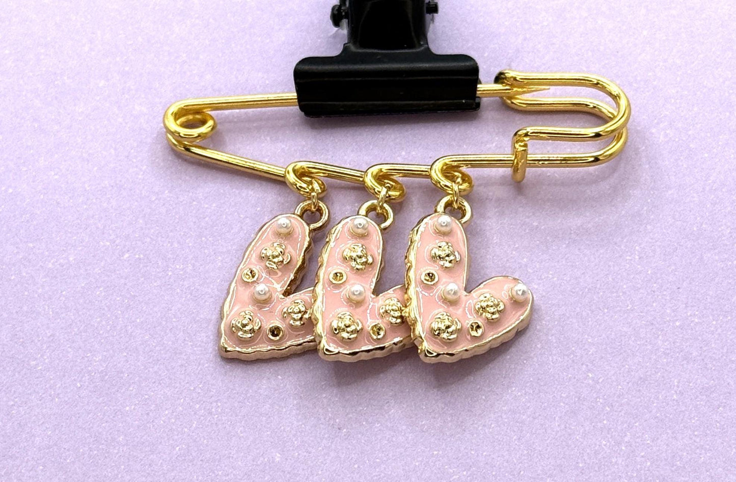 Hearts are Aflutter Pin Brooch – Valentine’s Day Collection | Gift for Her | Hat Pin | Bag Pin