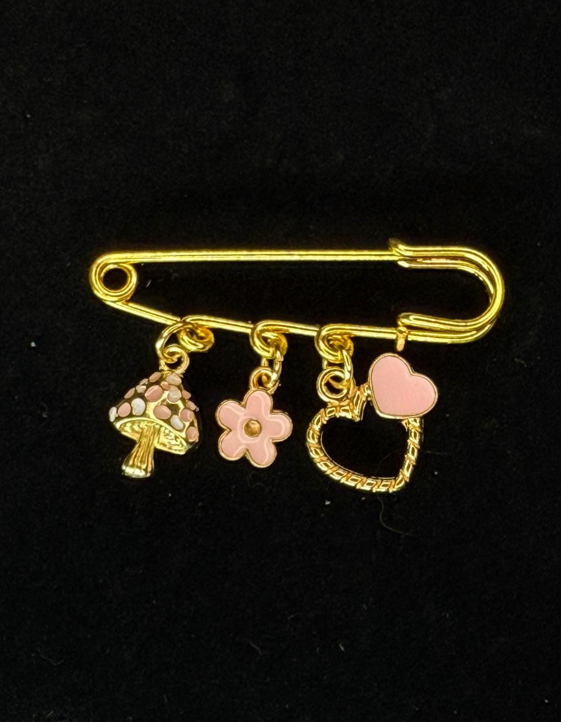 Hearts are Aflutter Pin Brooch – Valentine’s Day Collection | Gift for Her | Hat Pin | Bag Pin | Lapel Pin