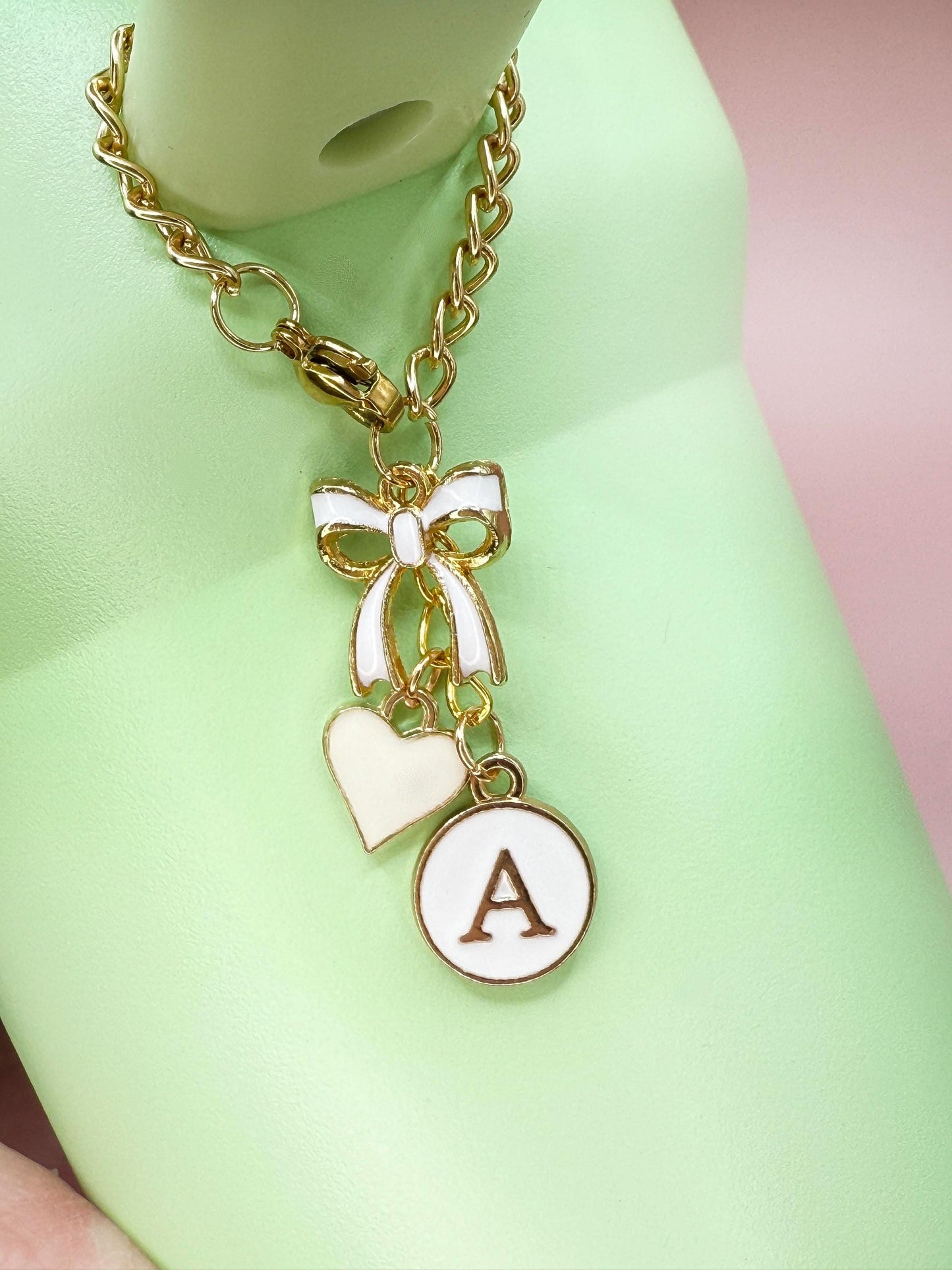 Personalized Initial Tumbler Charm Chain Bow & Heart, Custom Enamel Letter Stanley Cup, Elegant Gift for Her (6 Colors) Olivia Rodrigo