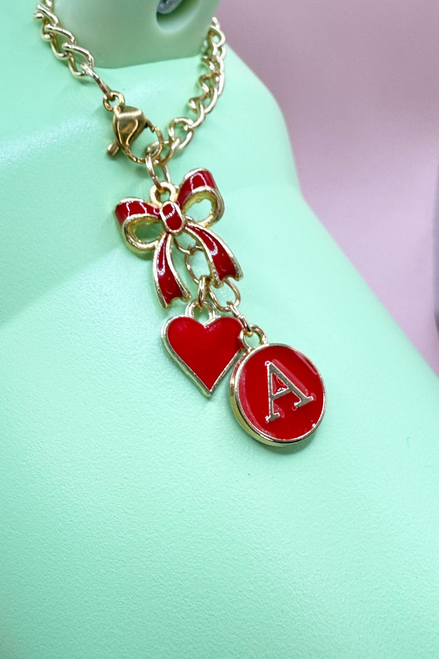 Personalized Initial Tumbler Charm Chain Bow & Heart, Custom Enamel Letter Stanley Cup, Elegant Gift for Her (6 Colors) Olivia Rodrigo
