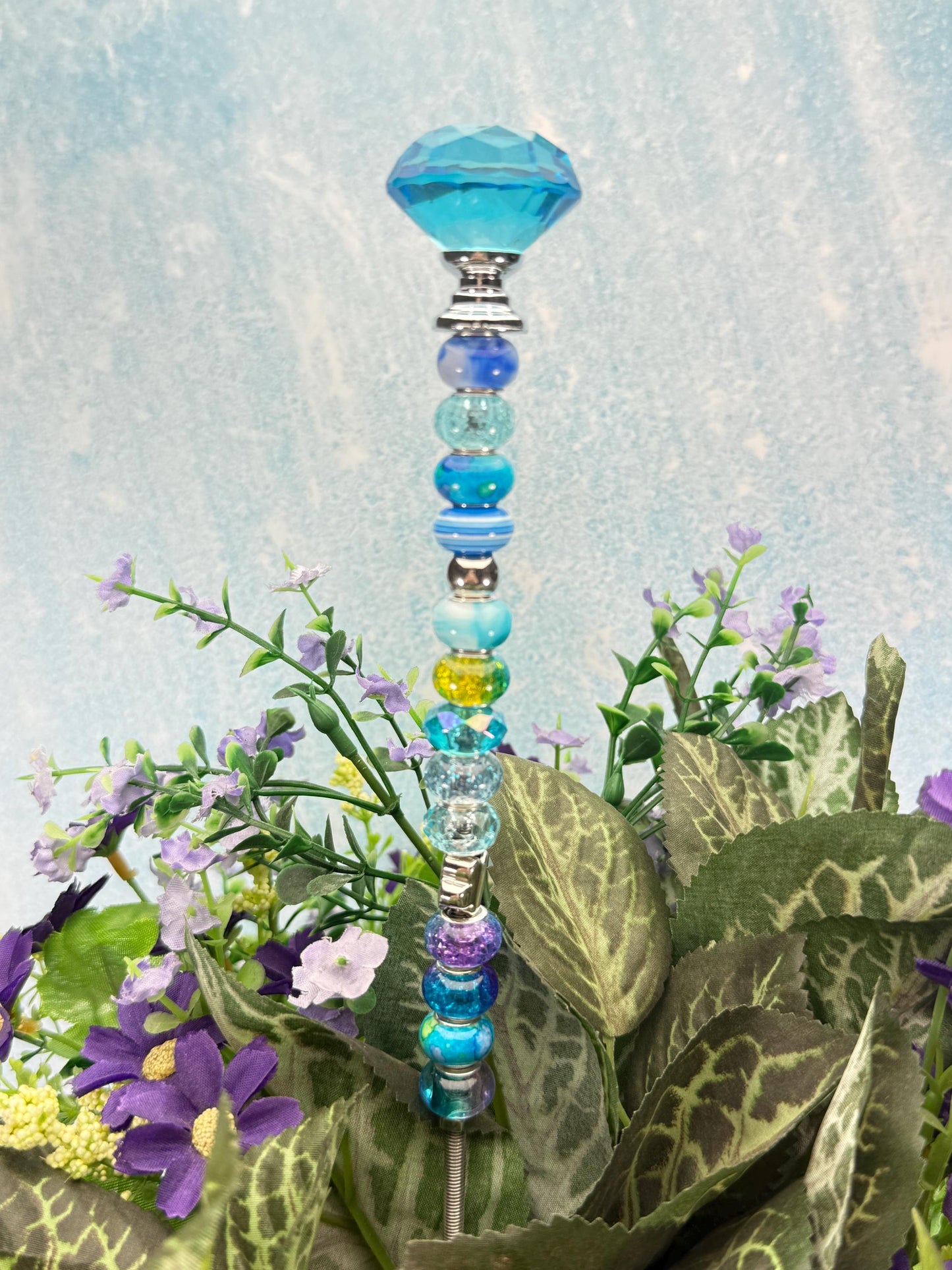 Fairy Garden Suncatcher Stakes – 15” Diamond-Topped Beaded Plant Decor for Gardens, Gifts & Planters