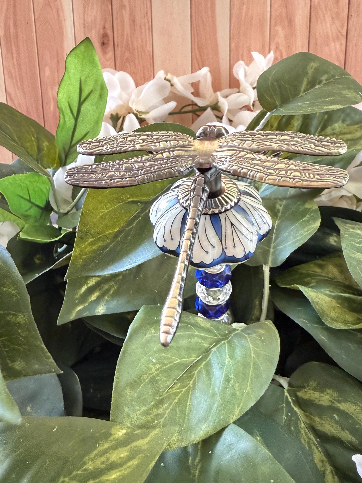 Giant Dragonfly Garden Suncatcher Stakes – 10” Beaded Plant Decor with Ceramic Mushroom and metal bug topper