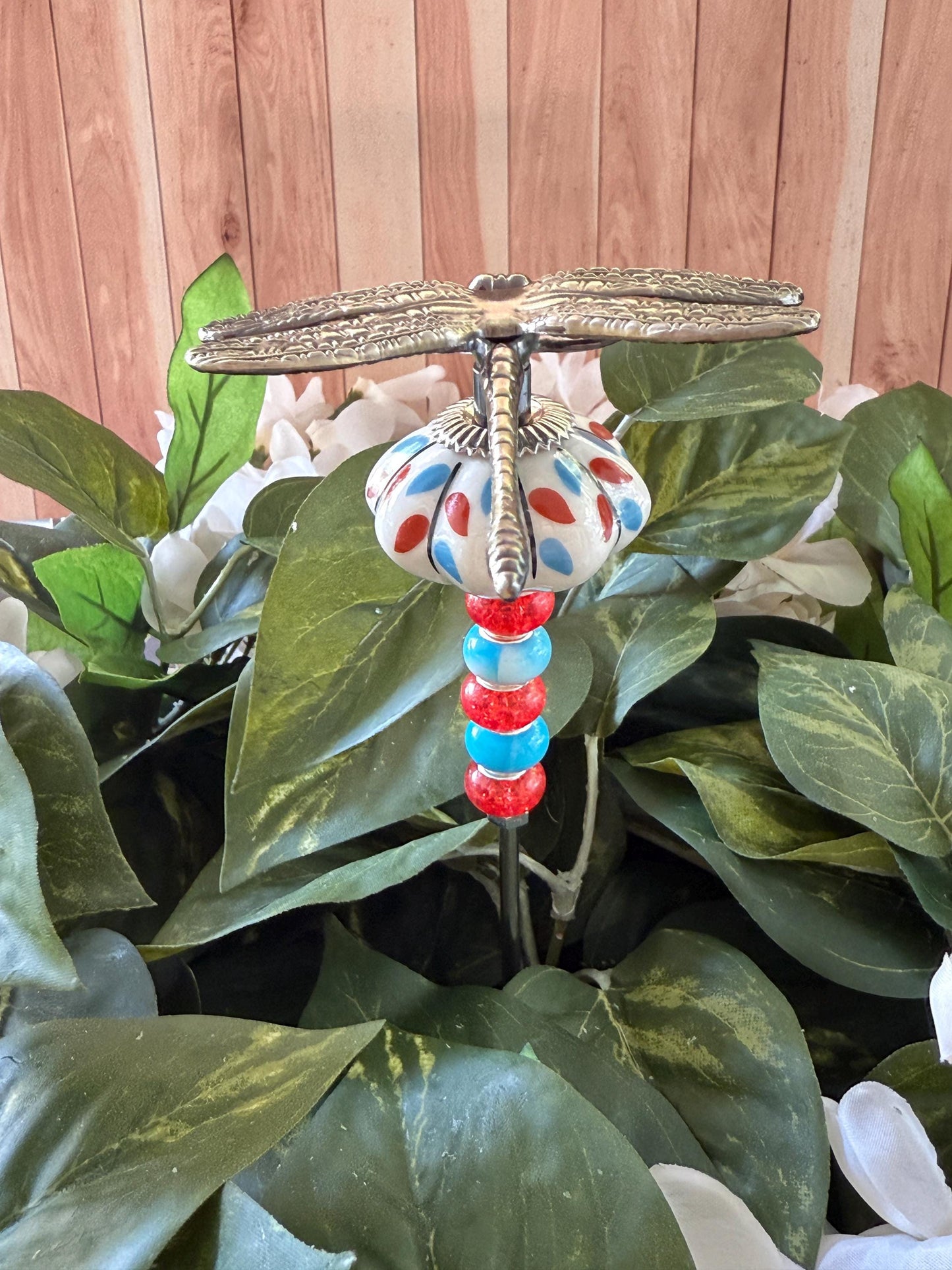 Giant Dragonfly Garden Suncatcher Stakes – 10” Beaded Plant Decor with Ceramic Mushroom and metal bug topper