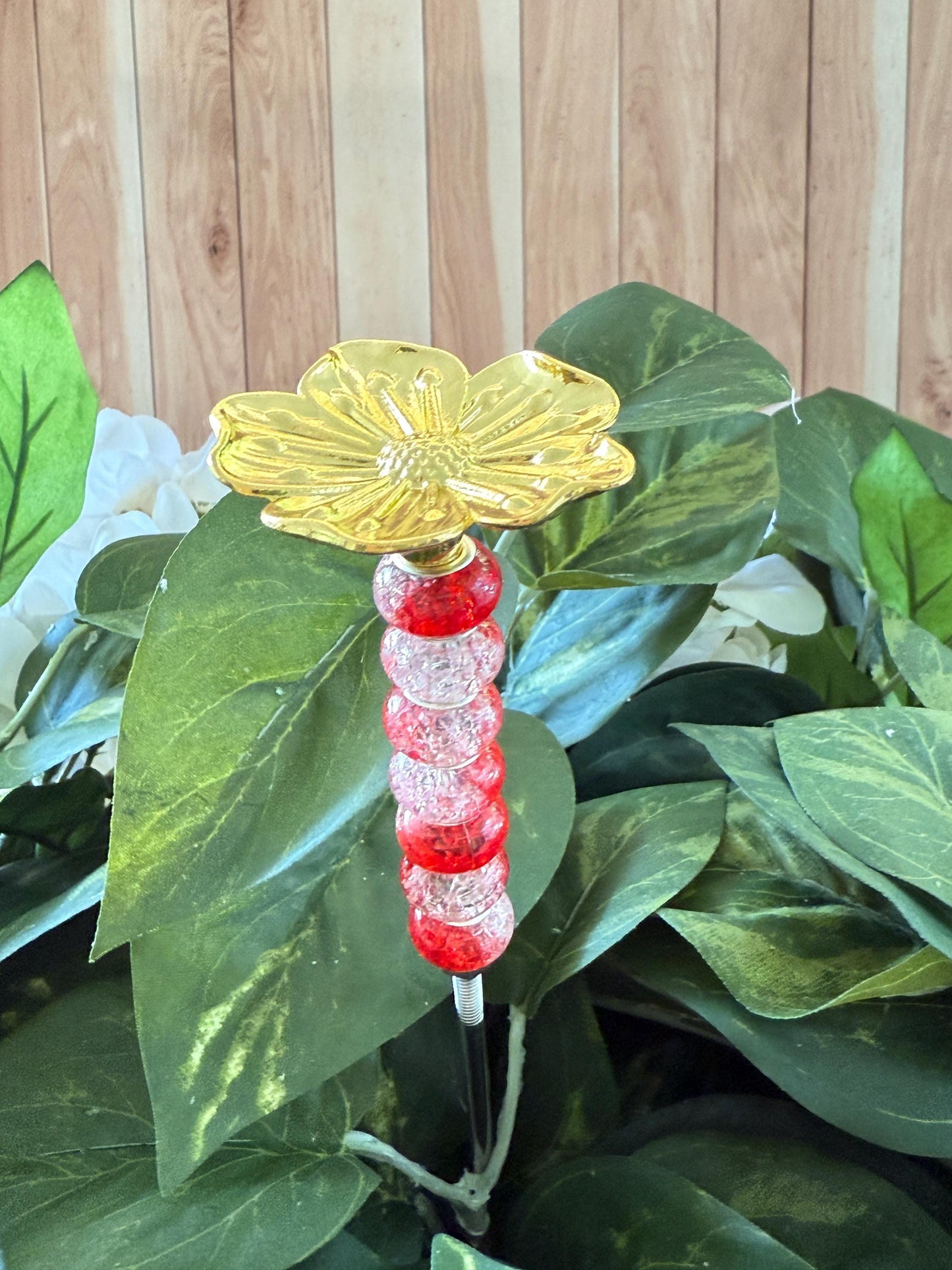 Golden Flower Garden Suncatcher Stakes – 10” Beaded Plant Decor