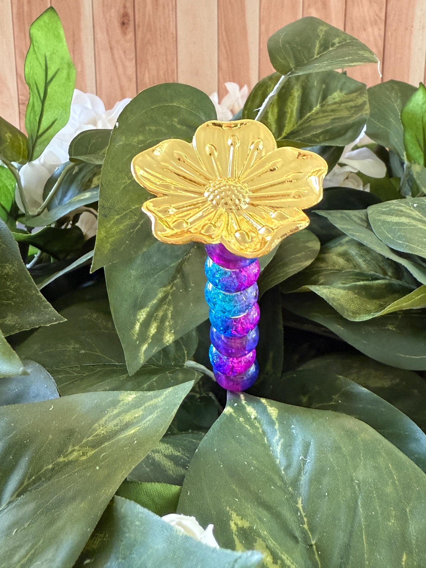 Golden Flower Garden Suncatcher Stakes – 10” Beaded Plant Decor