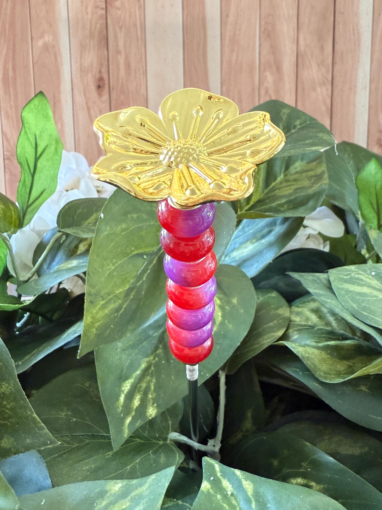 Golden Flower Garden Suncatcher Stakes – 10” Beaded Plant Decor
