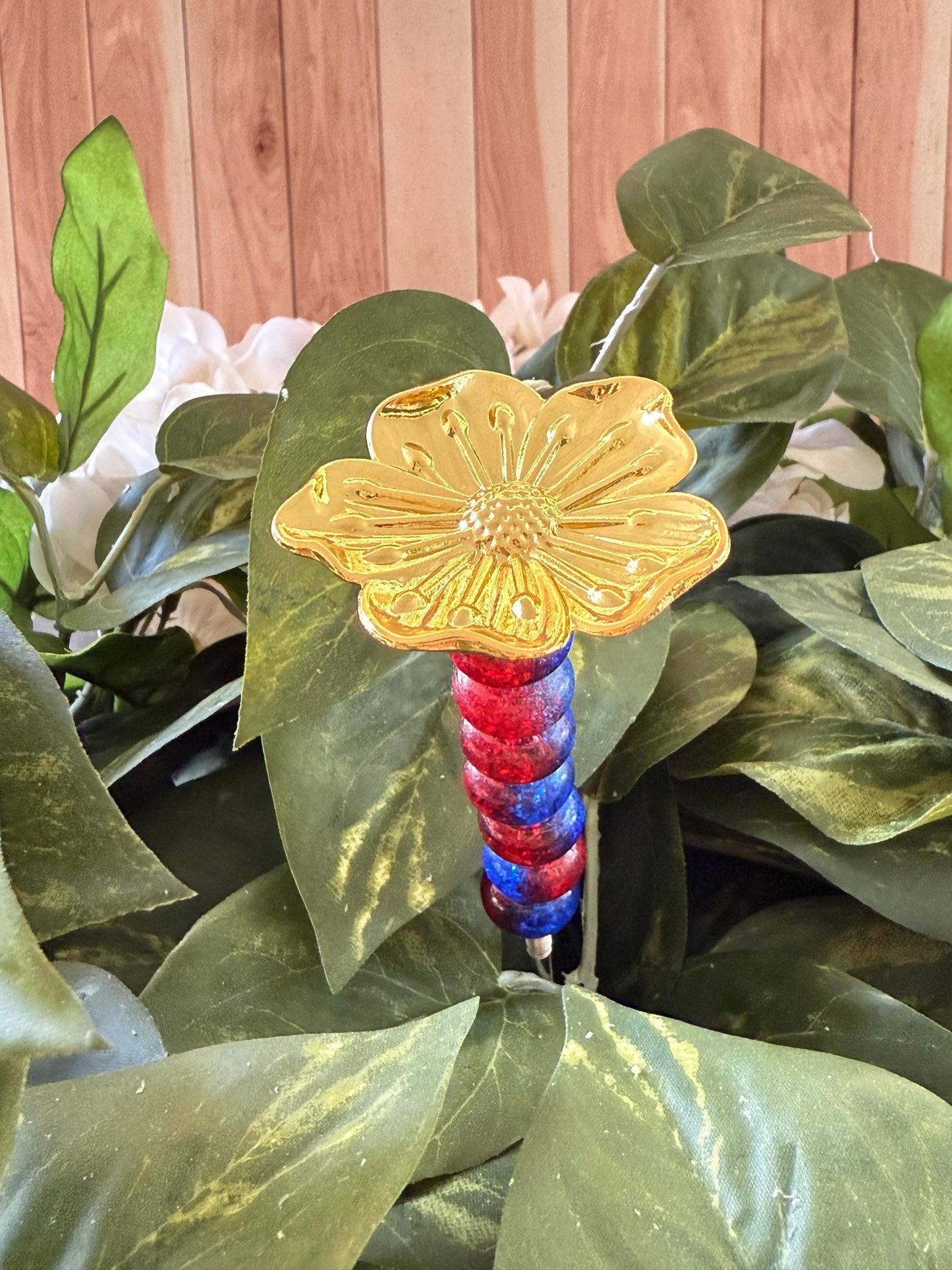 Golden Flower Garden Suncatcher Stakes – 10” Beaded Plant Decor