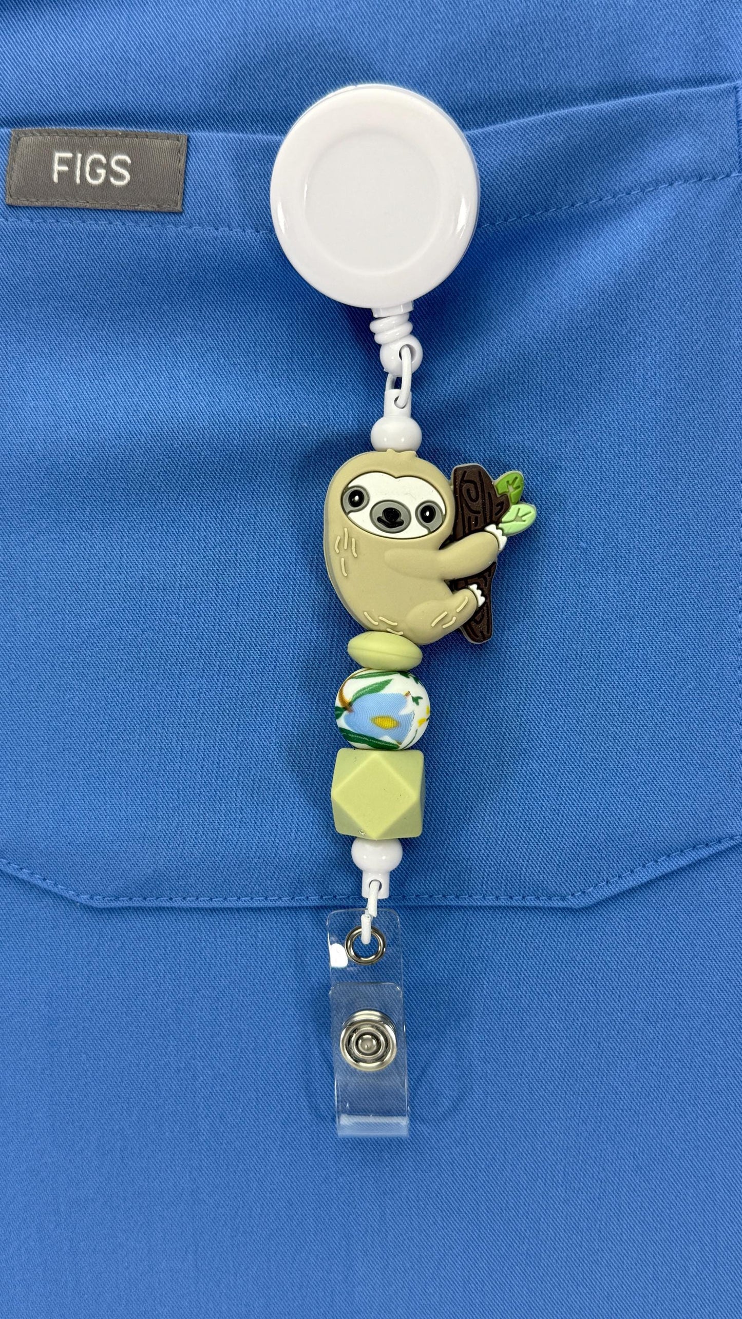 Animal Badge Reel: Mouse, Flower, & Silicone Beads - Retractable ID Clip