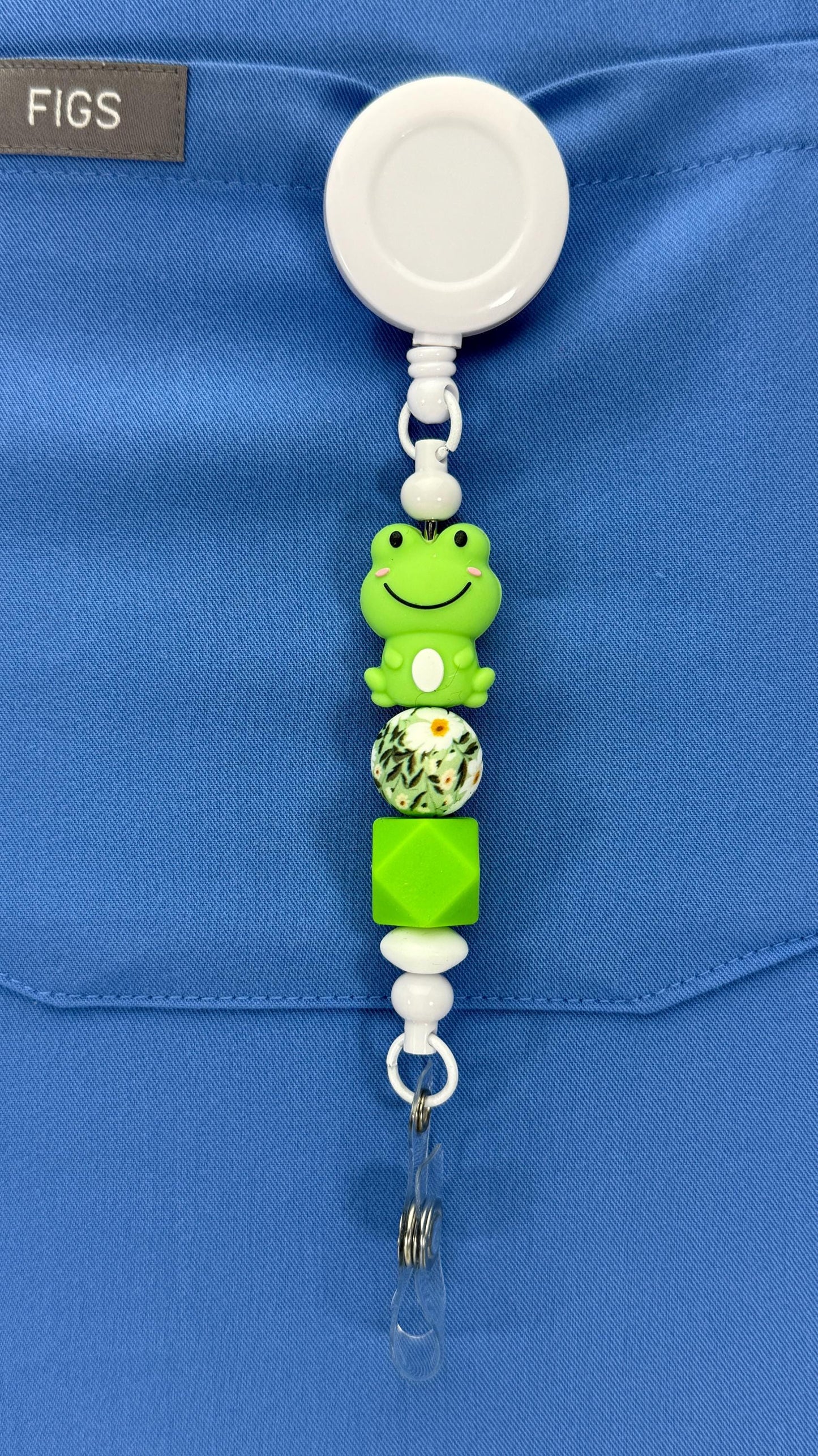 Animal Badge Reel: Mouse, Flower, & Silicone Beads - Retractable ID Clip